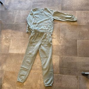 Abercrombie matching lounge set